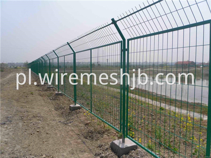 PVC Coated Wire Mesh Fencing